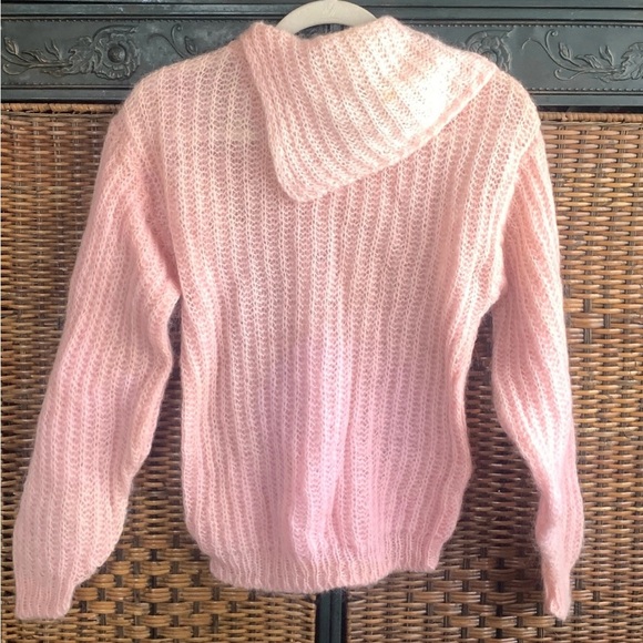 Ryan McLean Pink Sweater - Picture 2 of 8